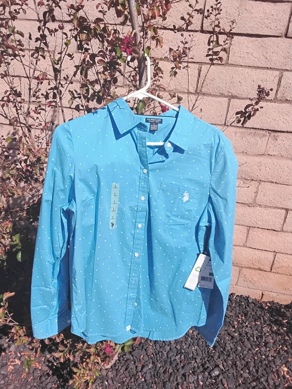 U.S. Polo Assn. Wonen's Light Blue Dot Button-Down Shirt Size L NWT